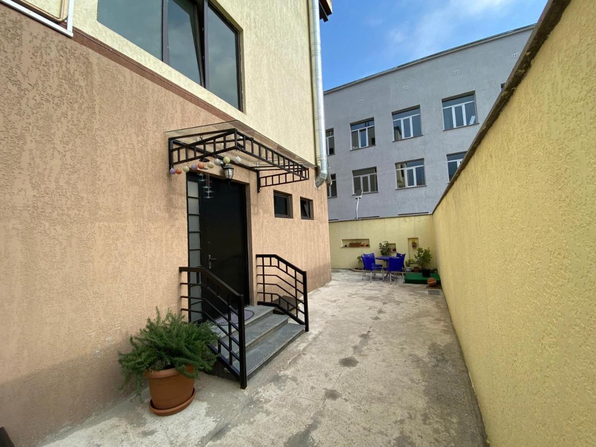 Lovely And Cozy Apartment! Kutaisi Dış mekan fotoğraf