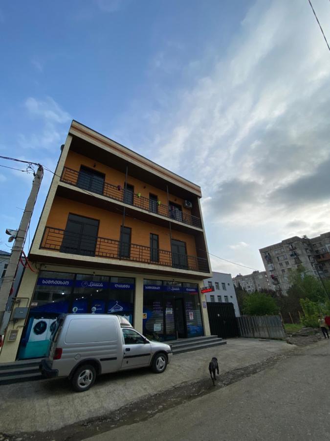 Lovely And Cozy Apartment! Kutaisi Dış mekan fotoğraf