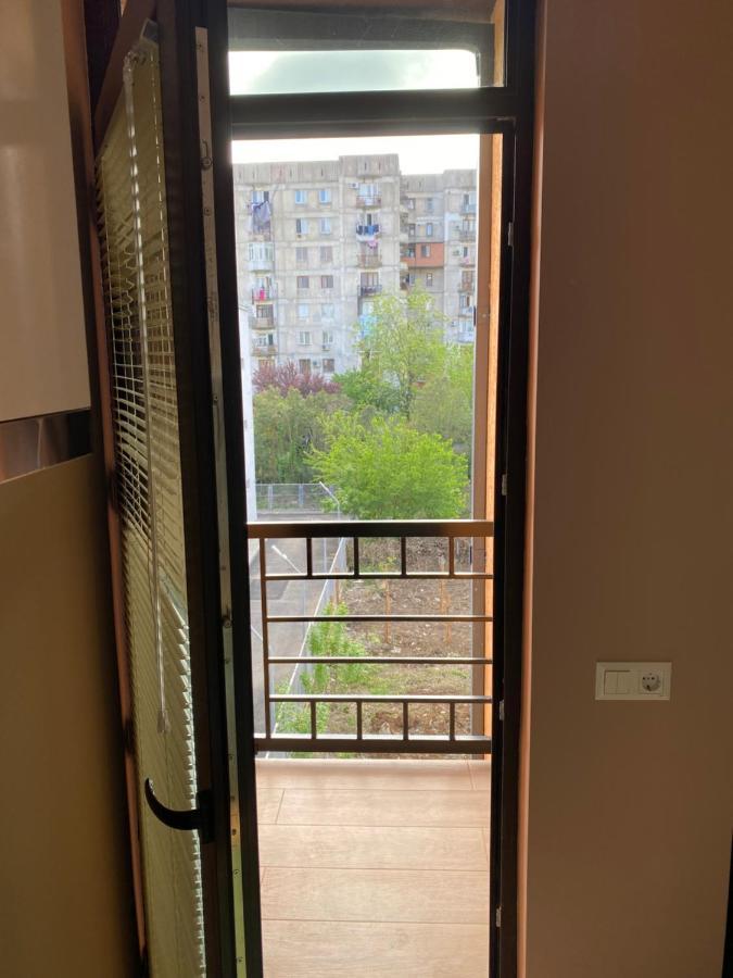 Lovely And Cozy Apartment! Kutaisi Dış mekan fotoğraf